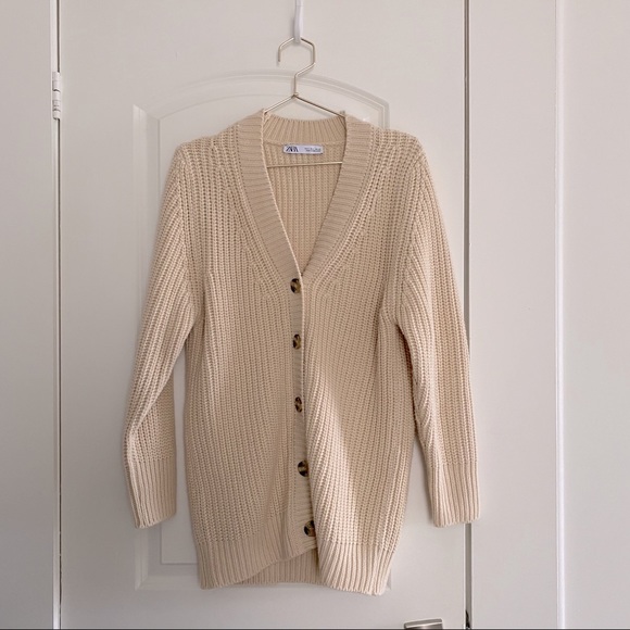 Zara Sweaters - Zara long cardigan